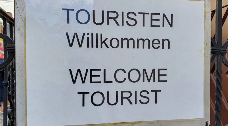 Touristen willkommen_Wachau_20210930_143612